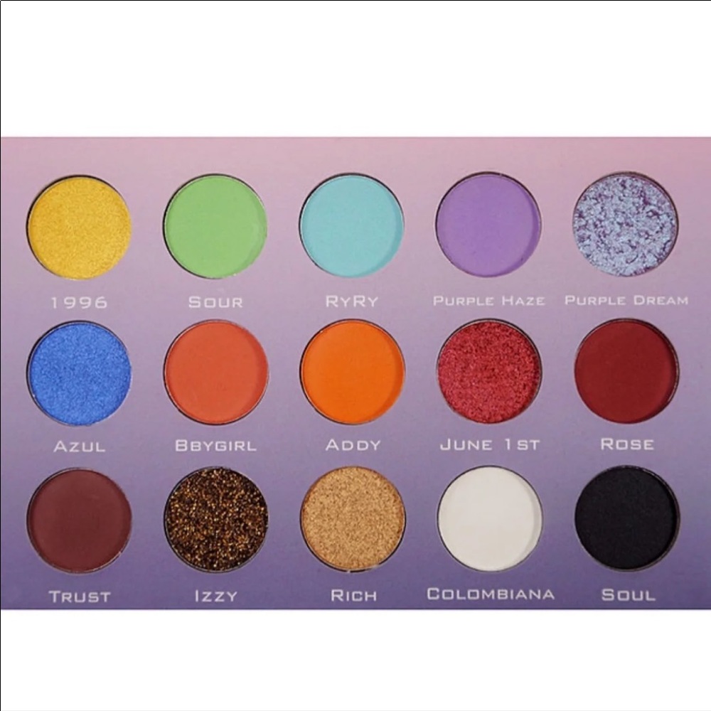 ILLUMINATI X ISA ISABEL BEDOYA eyeshadow palette